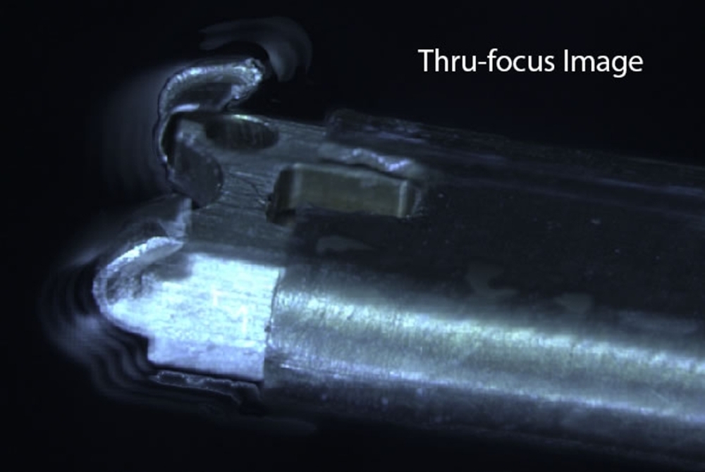 An image of the damaged Gatan 914  Cryo-Tomography holder, specifically showing the thru-Focus.