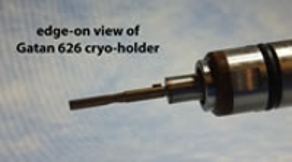 A closeup edge-on view of Gatan Model 626 Cryo-Holder.